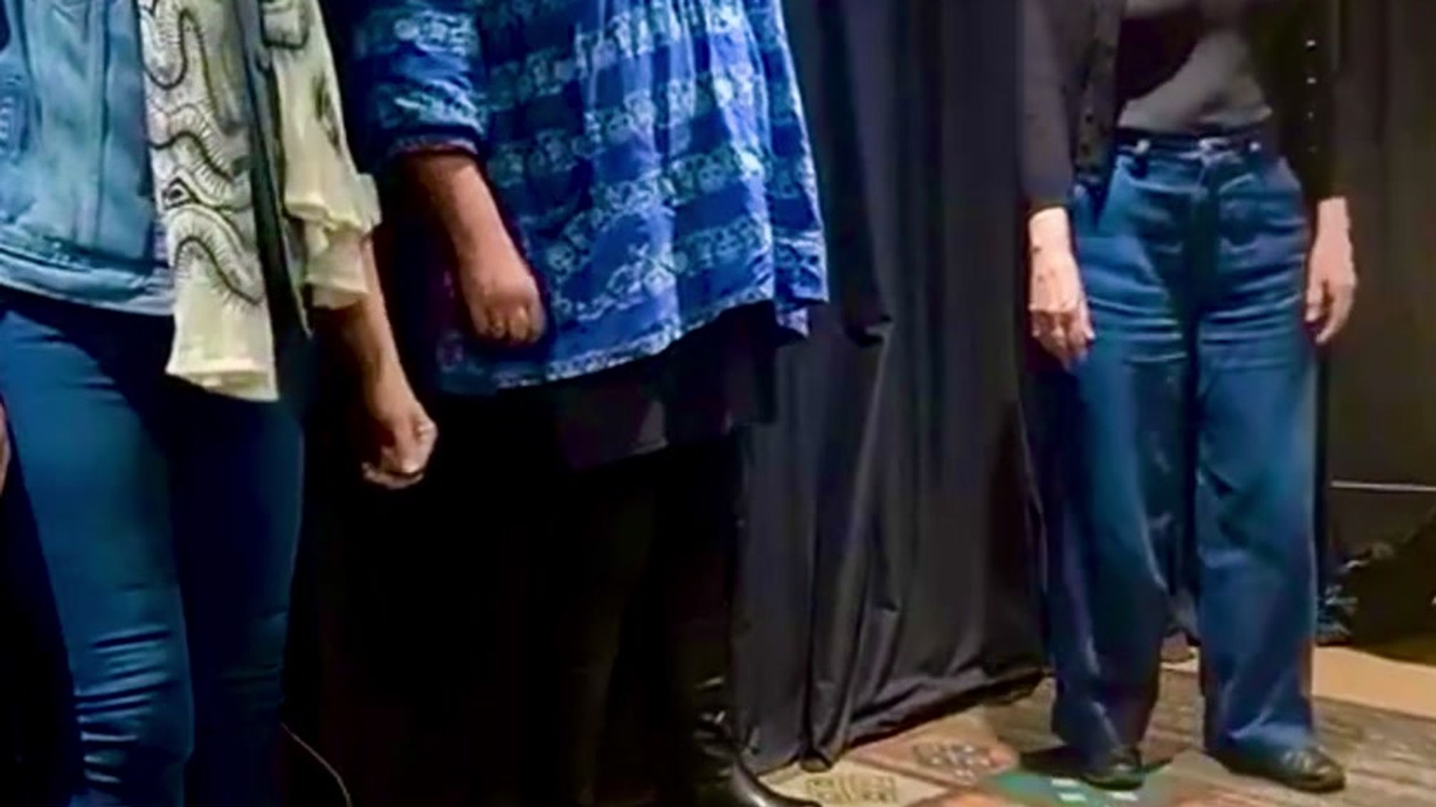 Well Well Well - Performance at the Big Girly Sing (Sydney)